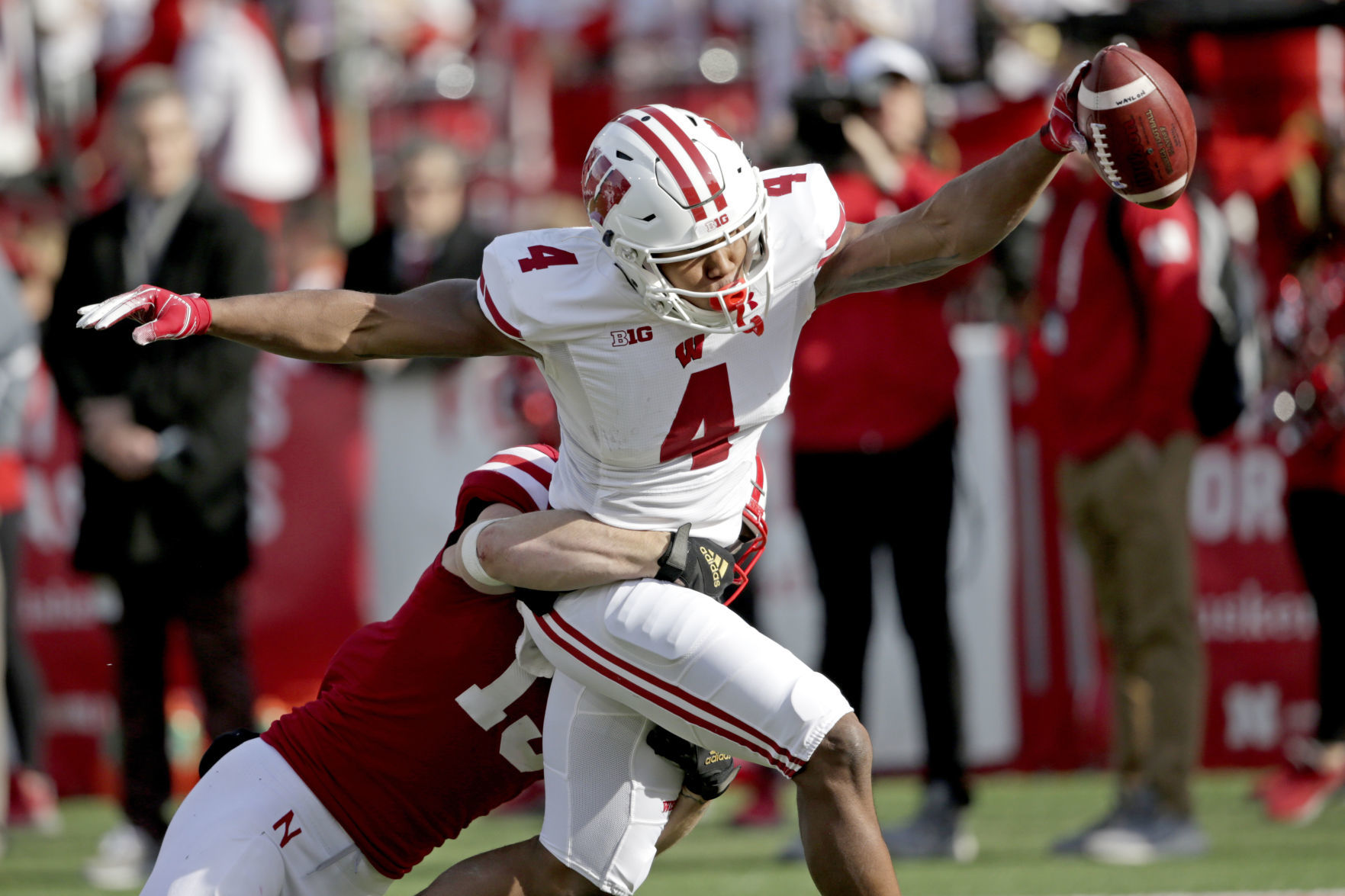 Badgers 37, Cornhuskers 21